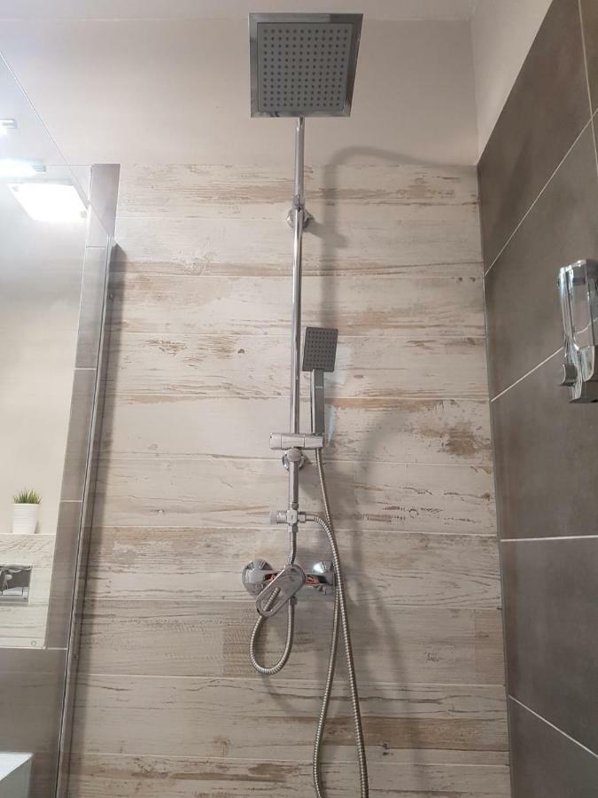 גורז'וב ווילקופולסקי Apartament Nito Centrum מראה חיצוני תמונה